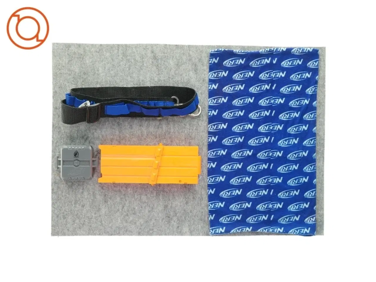 Billede 1 - Forskelligt nerf udstyr fra NERF (str. 49 x 25 og 22 x 9 og 120 x 5 og 8 x 8cm)