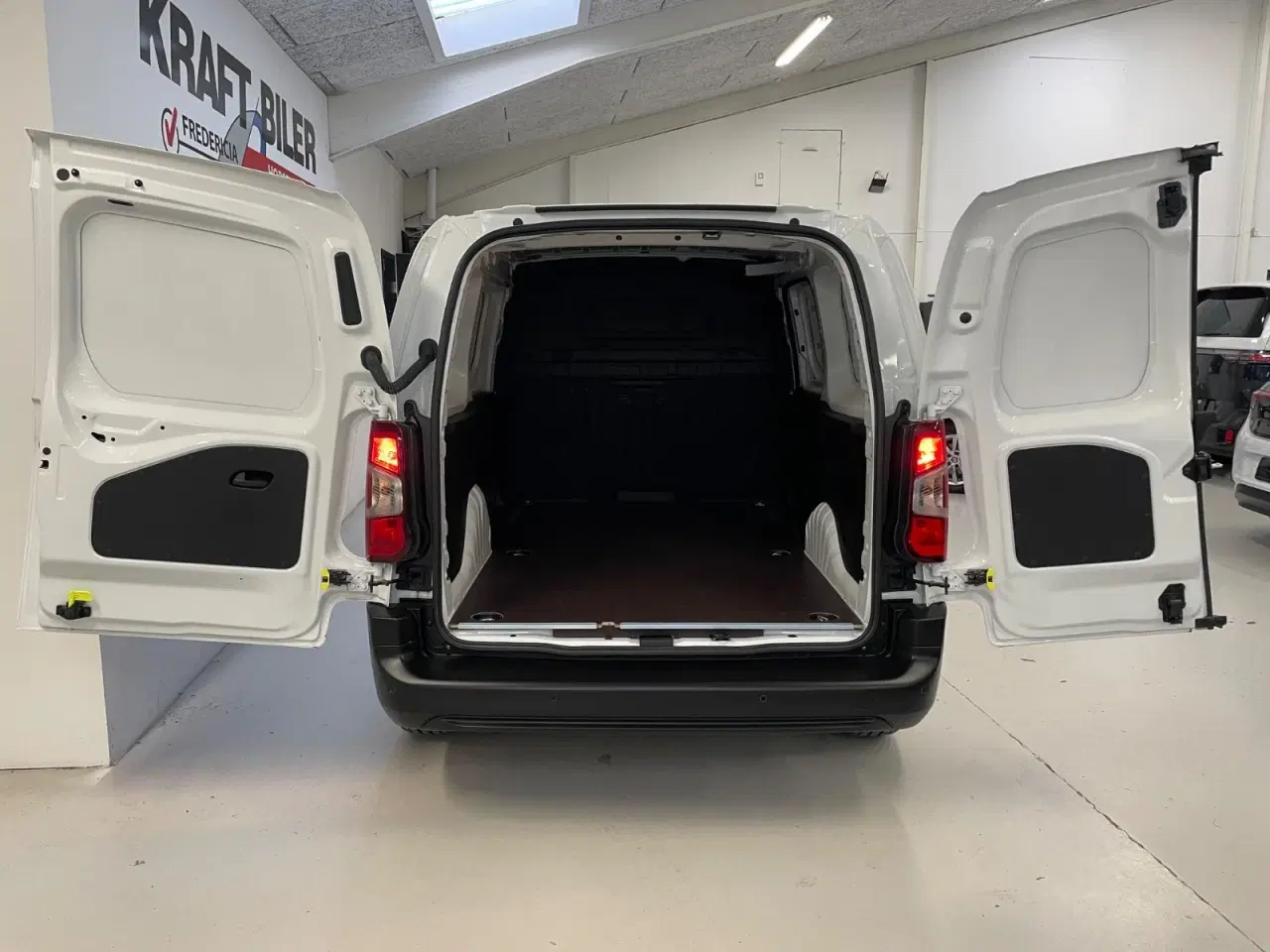 Billede 15 - Opel Combo-e 50 Innovation L2V1