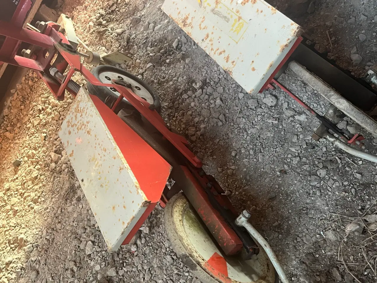 Billede 8 - Såmaskine enkorn - løg, porre, gulerødder