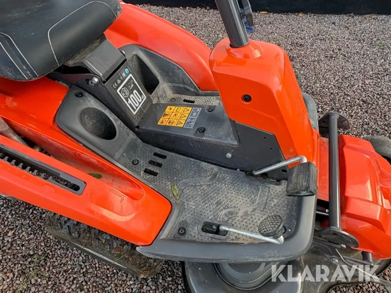 Billede 11 - Græsslåmaskine Husqvarna R 213C