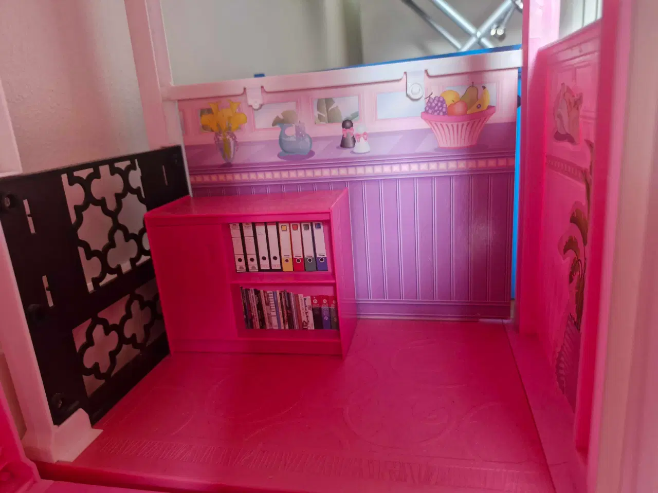 Billede 7 - Barbie dukkehus og Barbie bus