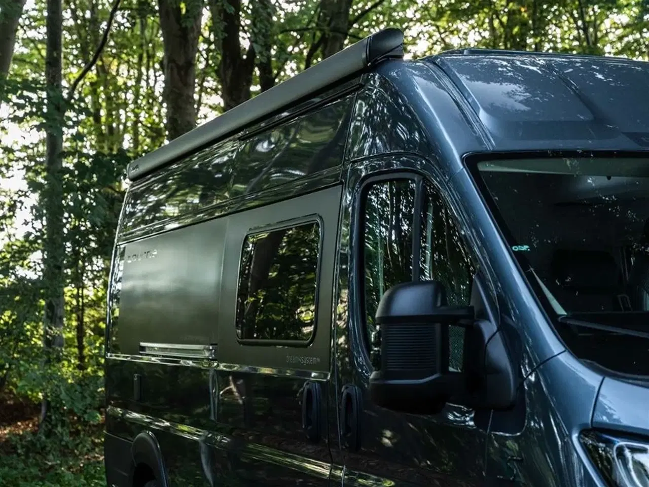 Billede 40 - 2026 - Tourne 6.4 Select aut. gear - Black Tournes topmodel med langsgående senge