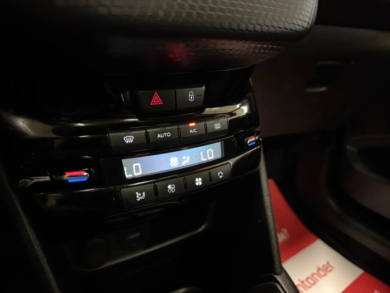 Billede 11 - Peugeot 208 1,6 BlueHDi 100 Allure Sky