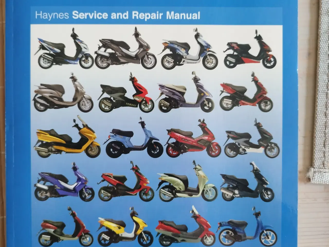 Billede 1 - 2 Værkstedsbøger om scootere