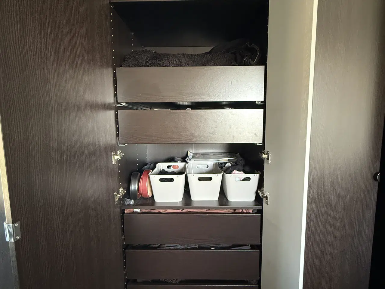 Billede 4 - IKEA PAX flot garderobeskab. 