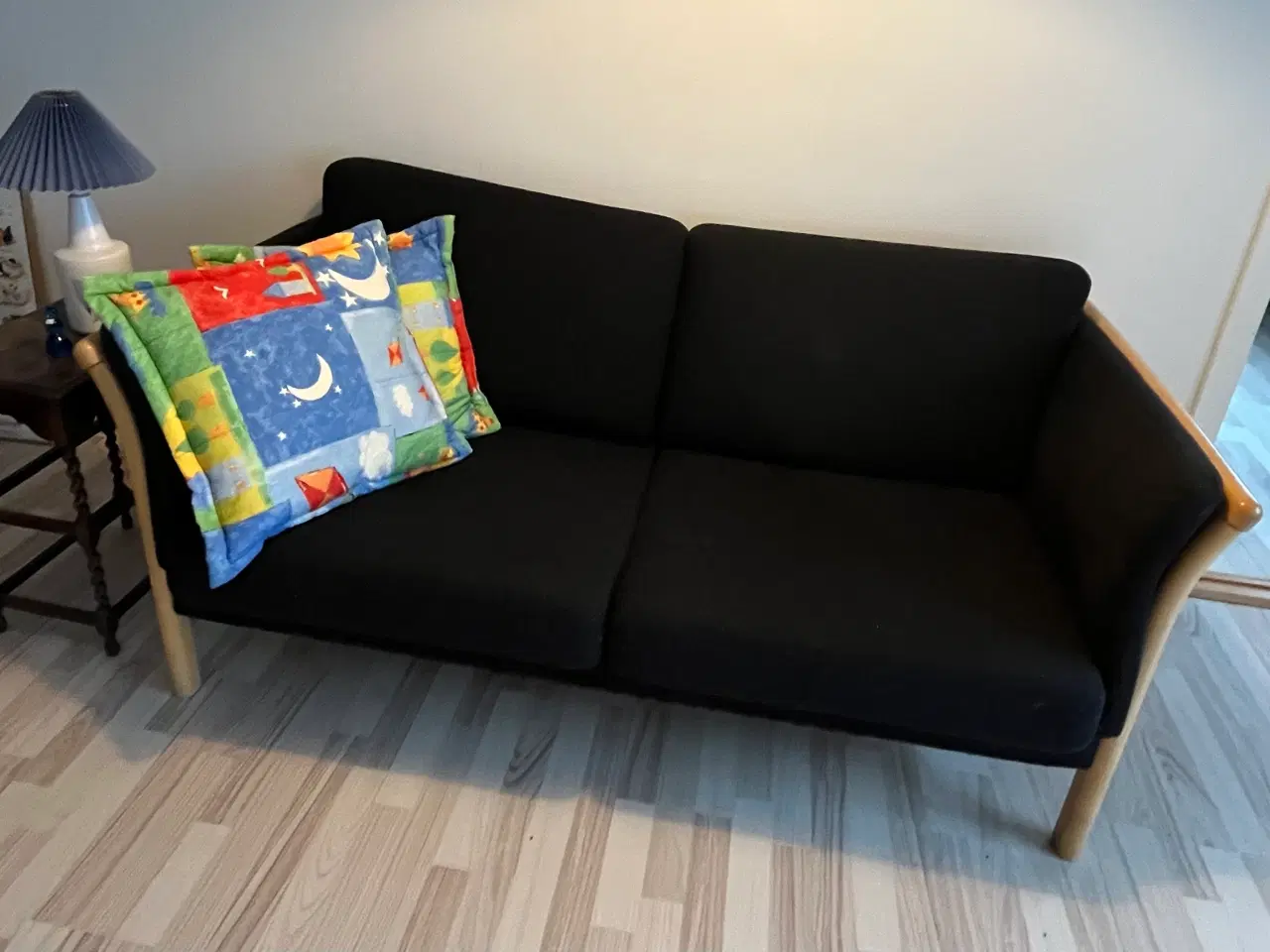 Billede 3 - Toseter sofa, sort uld