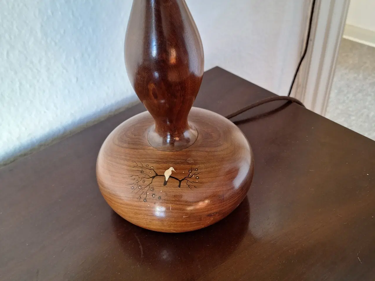 Billede 4 - Sjælden træ bordlampe