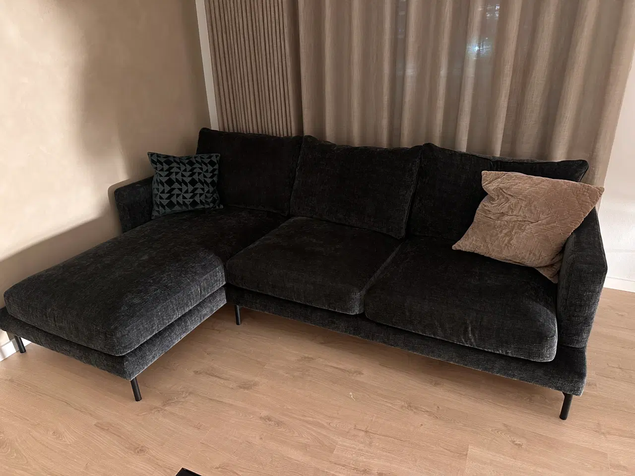 Billede 2 - Sofa med chaiselong