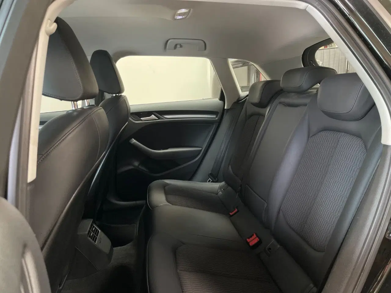 Billede 12 - Audi A3 1,6 TDi 110 Ambiente Sportback