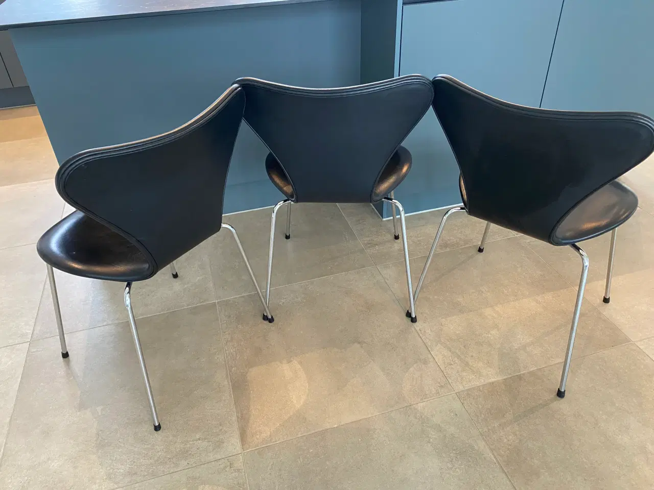 Billede 2 - AJ Syver Stole 6 stk med stort læder