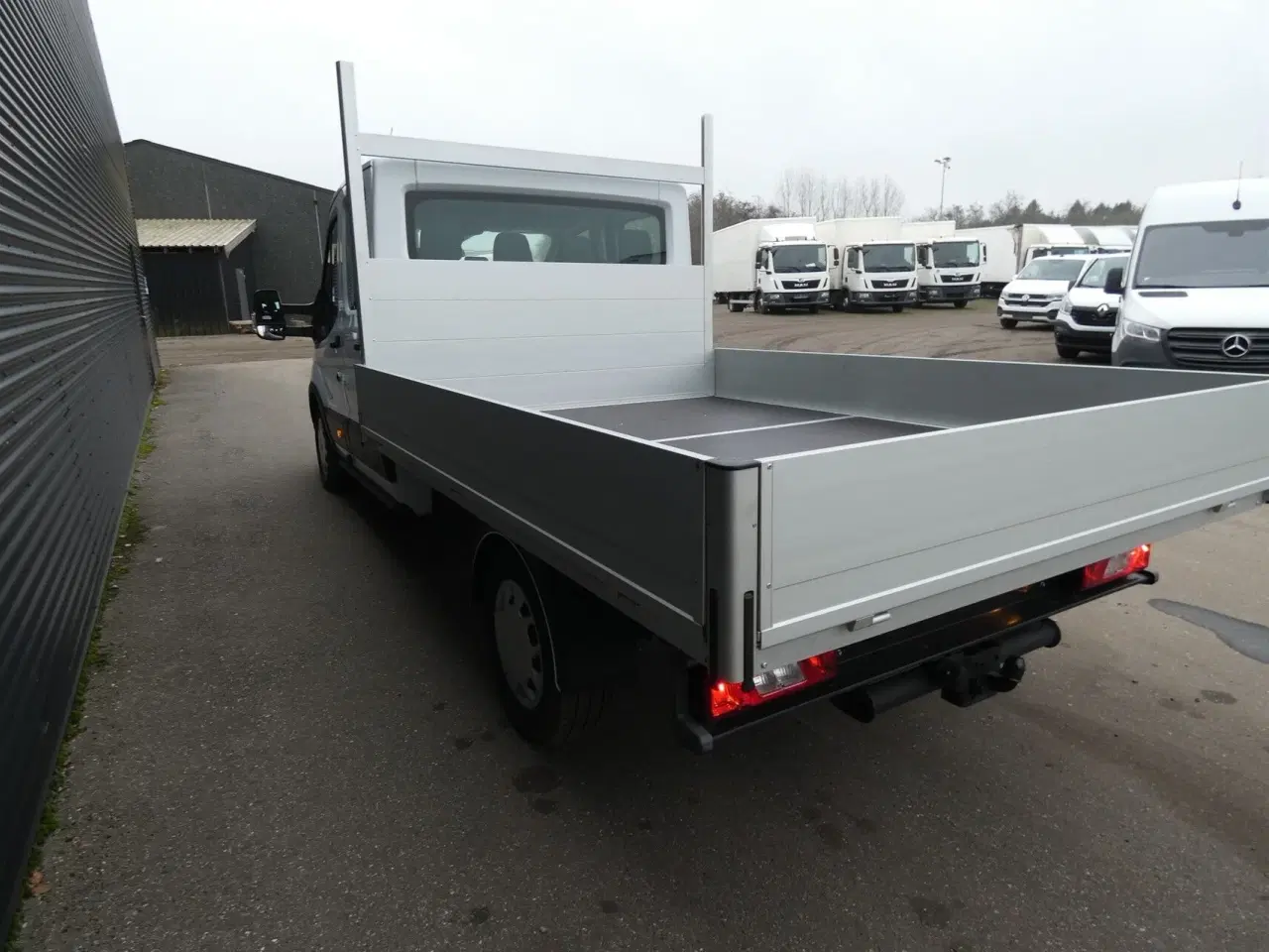 Billede 8 - Ford Transit 350 L3H1 2,0 TDCi Trend 130HK DobKab 6g