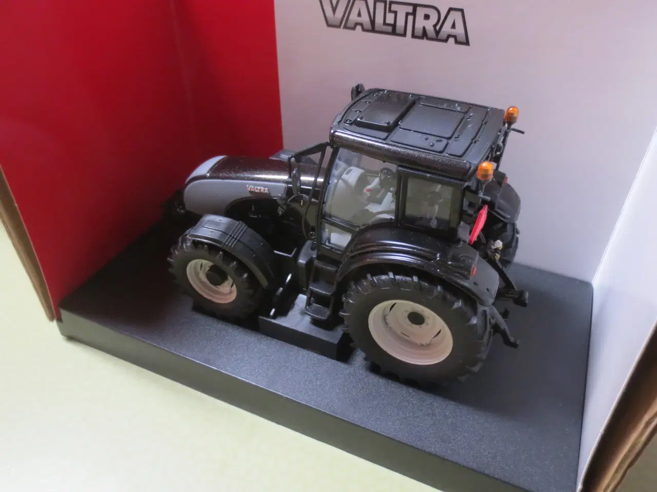 Billede 2 - 1 stk Valtra T-Serie og 1 stk Valtra N serie model