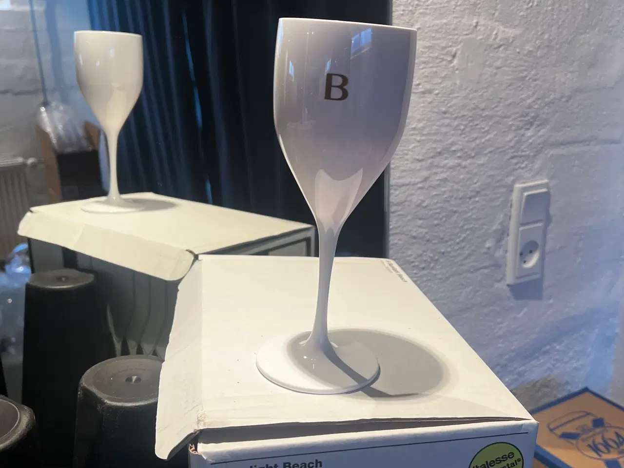 Billede 11 - Sjove fest artikler og bowler og serving/fontæner