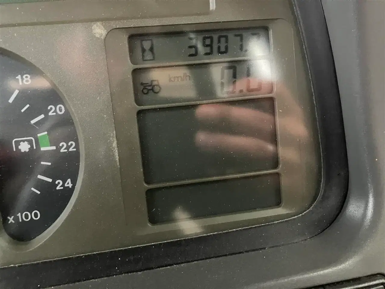 Billede 11 - Deutz-Fahr Agrotron 135 Enejrs med kun 3900 timer!