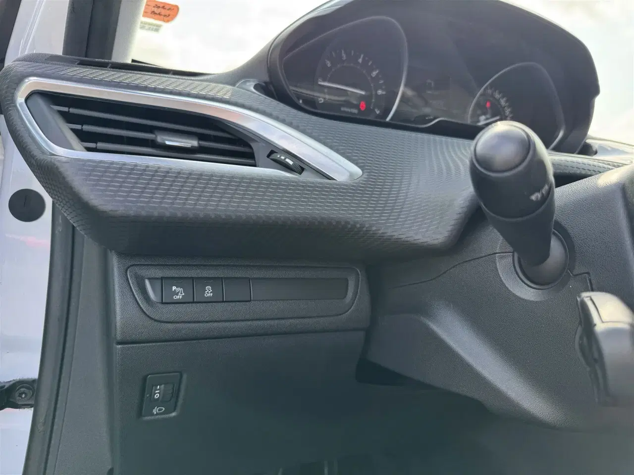 Billede 10 - Peugeot 2008 1,2 VTi Style 82HK