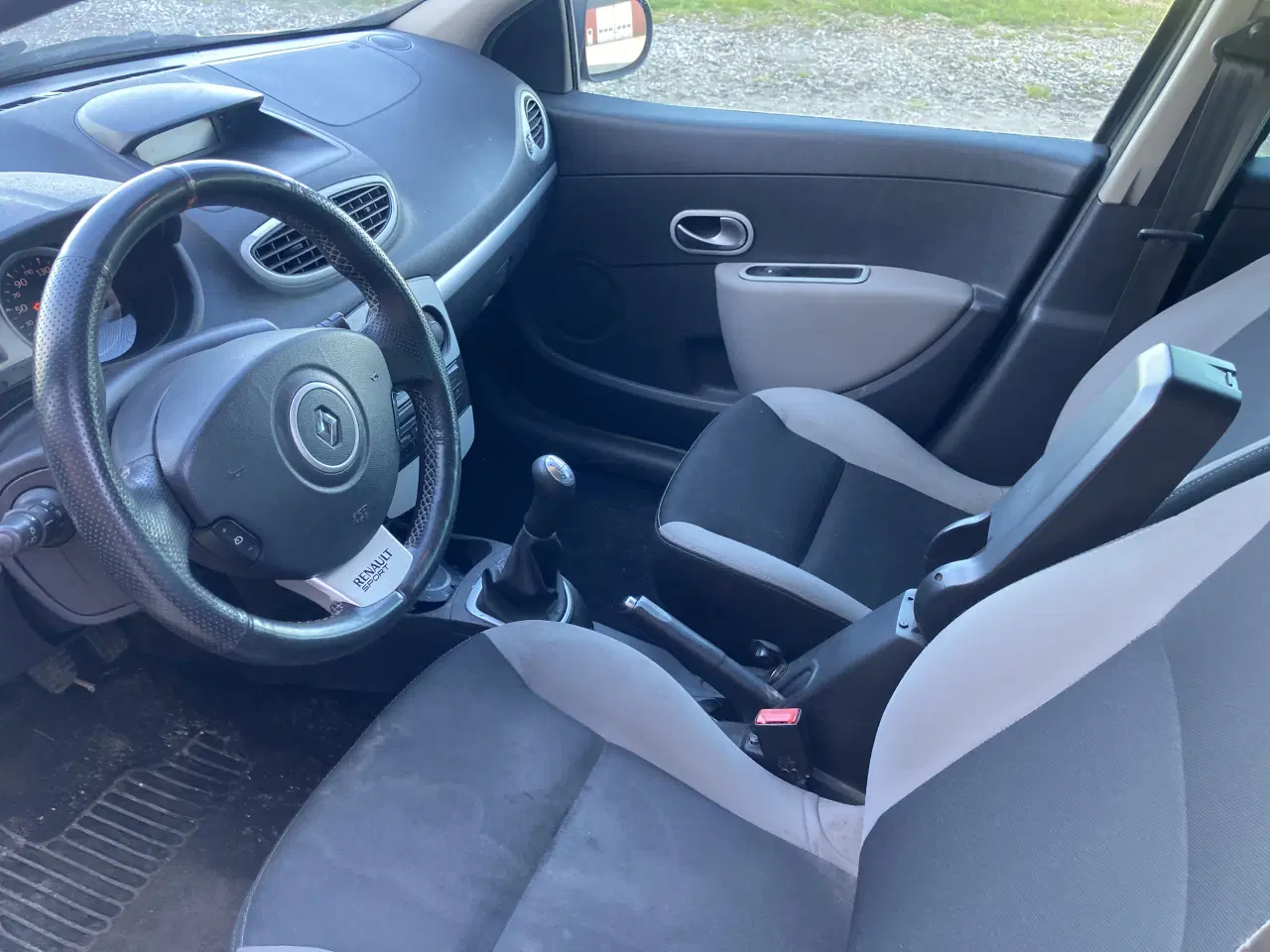 Billede 9 - Nye synet Renault Clio dCi 75 Sport Tourer årg. 20