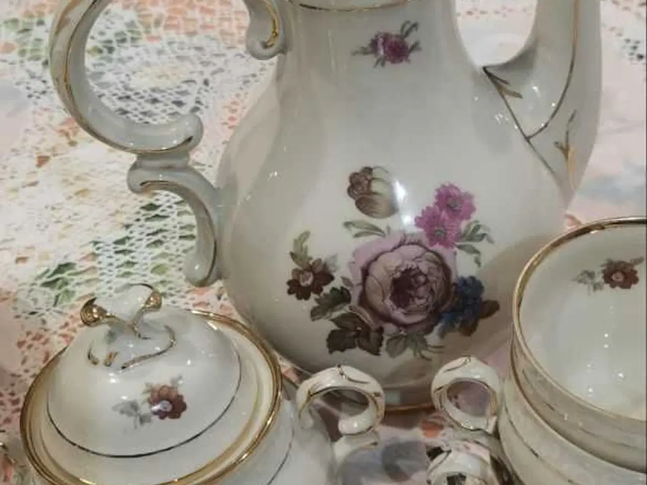 Billede 10 - LUKSURIØST OG ANTIK DANSK PORCELÆN