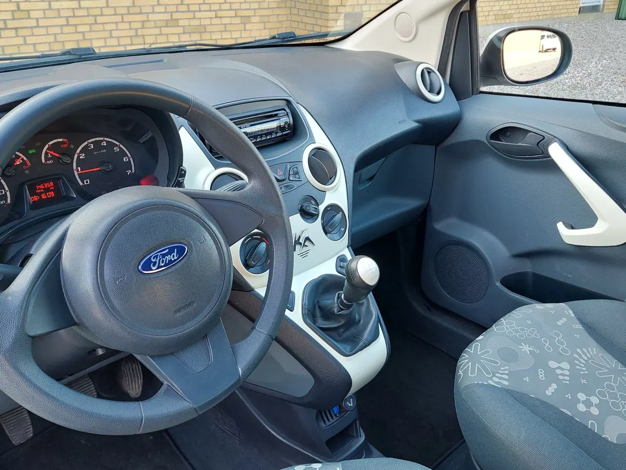 Billede 10 - NYSYNET FORD KA 1,2 MED LAVT KM. TAL