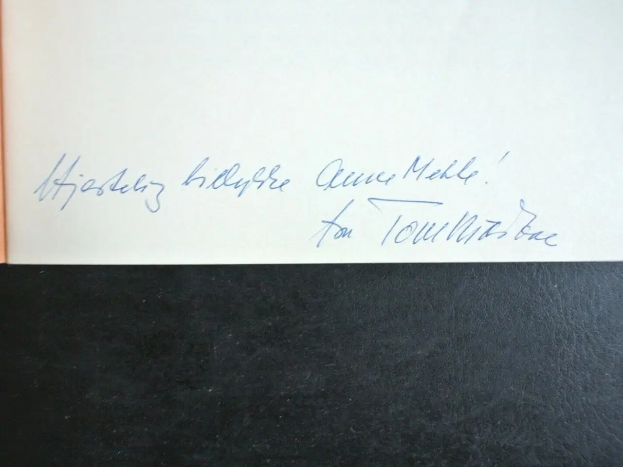 Billede 2 - kirkesølvet på ærø, af tove kjærboe. signeret