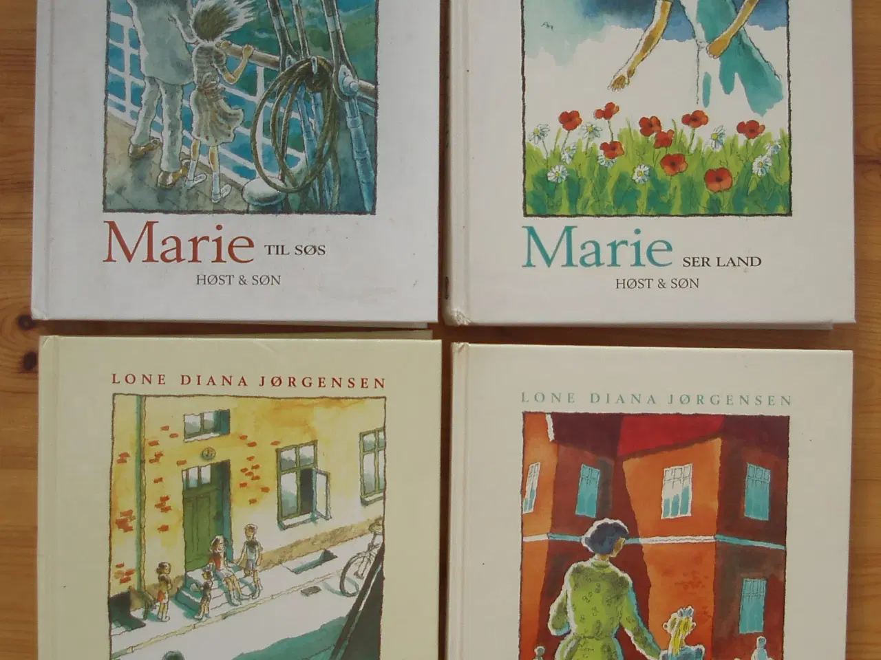 Billede 1 - Marie bøger af Lone Diana Jørgensen