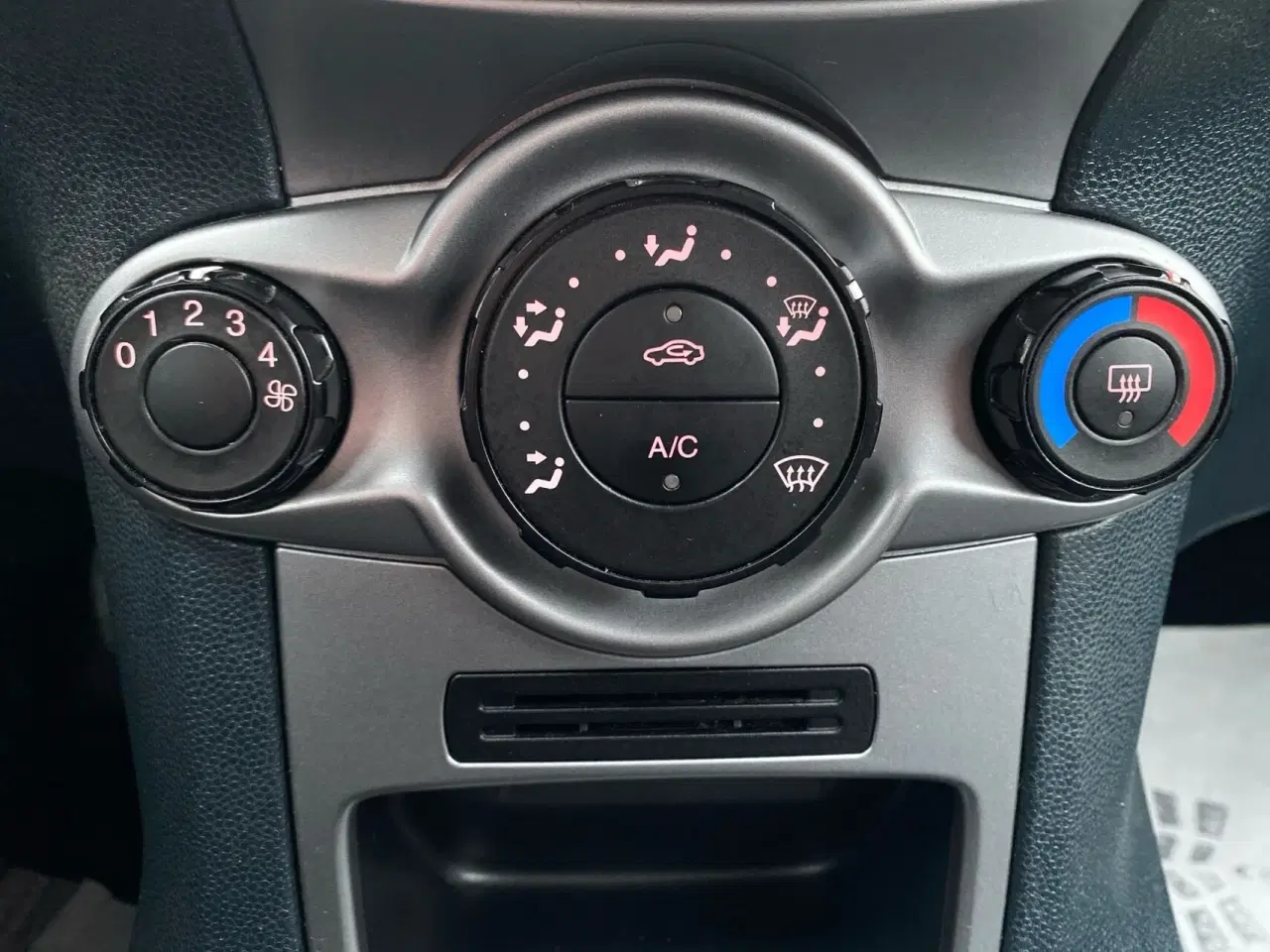 Billede 14 - Ford Fiesta 1,25 Trend 60HK 3d