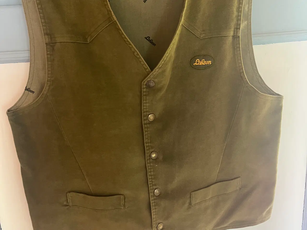 Billede 2 - Larsen vest, som ny. St L