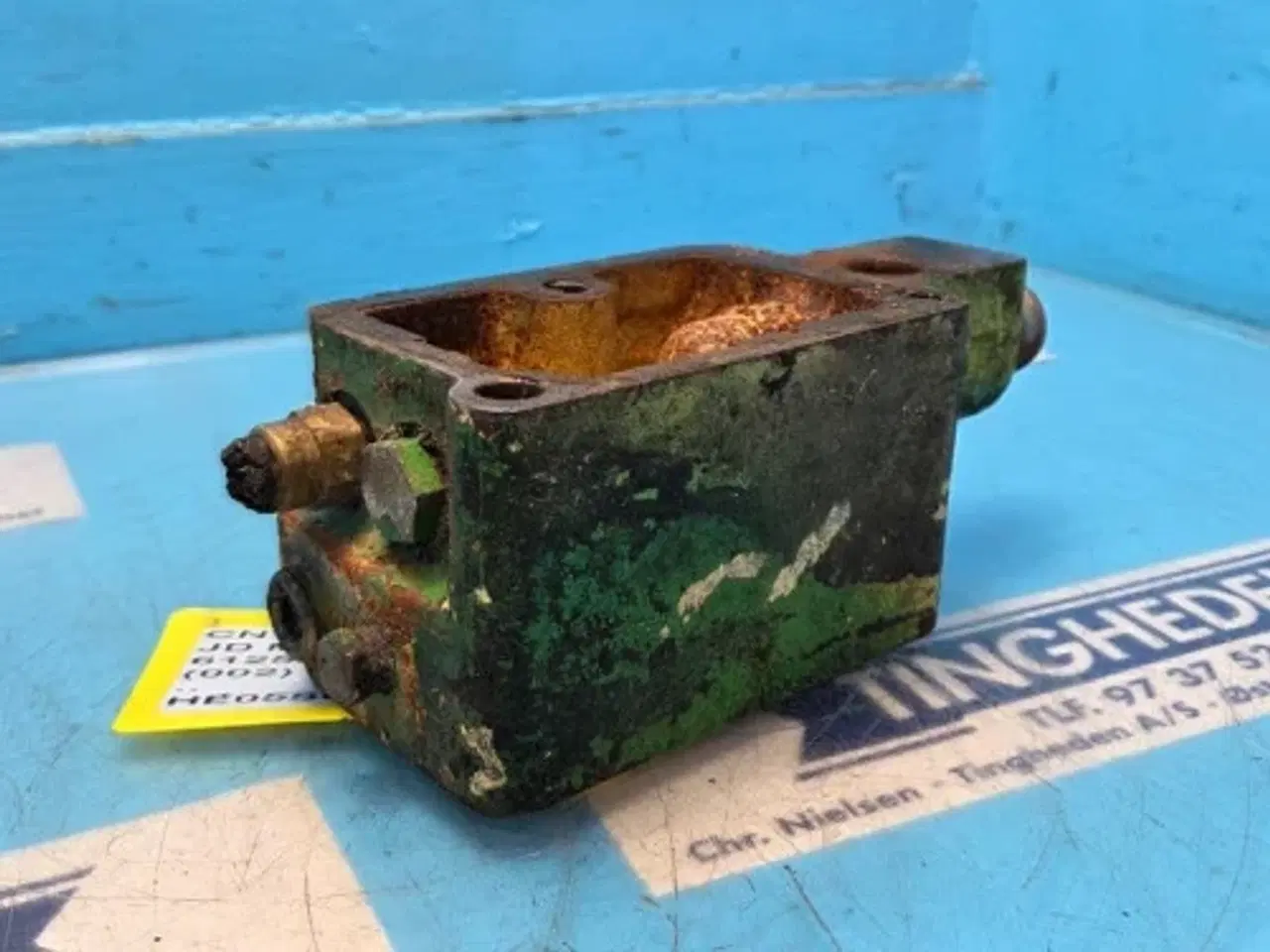 Billede 3 - John Deere 6125HZ001 Thermostat Hus RE501605