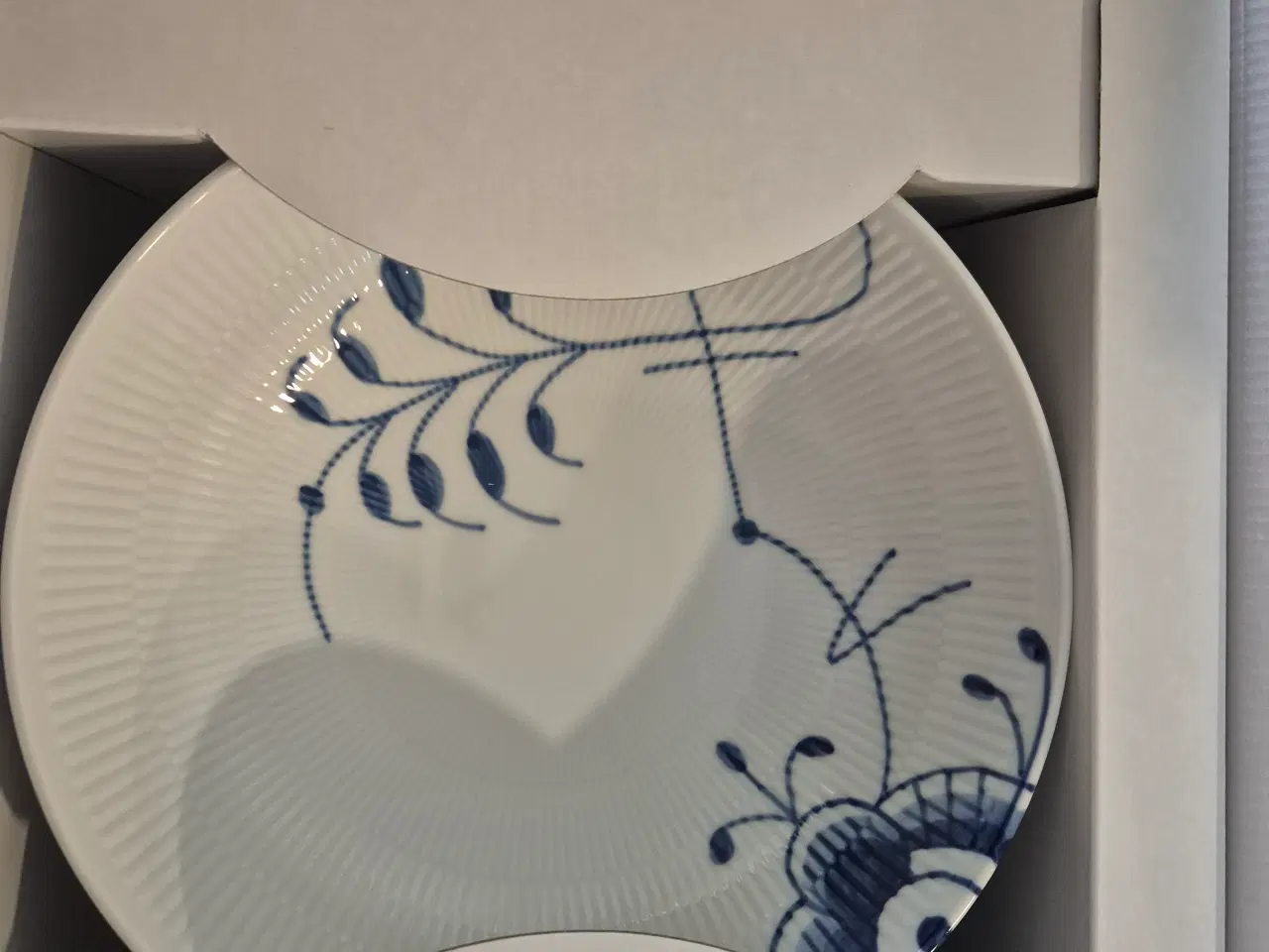 Billede 2 - Royal copenhagen skål med fod