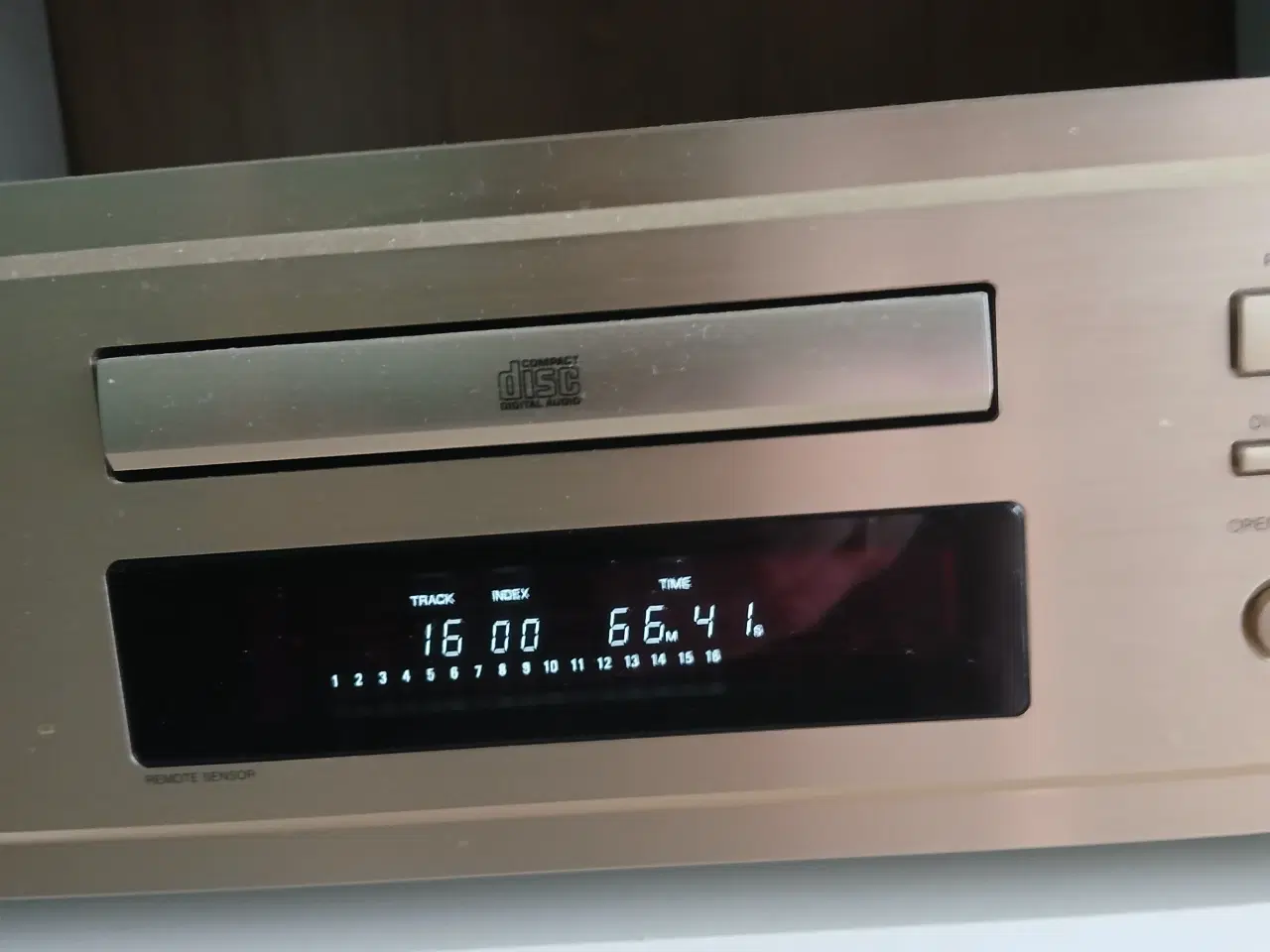 Billede 2 - sælges Denon  cd  afspiller med fjernbetjening