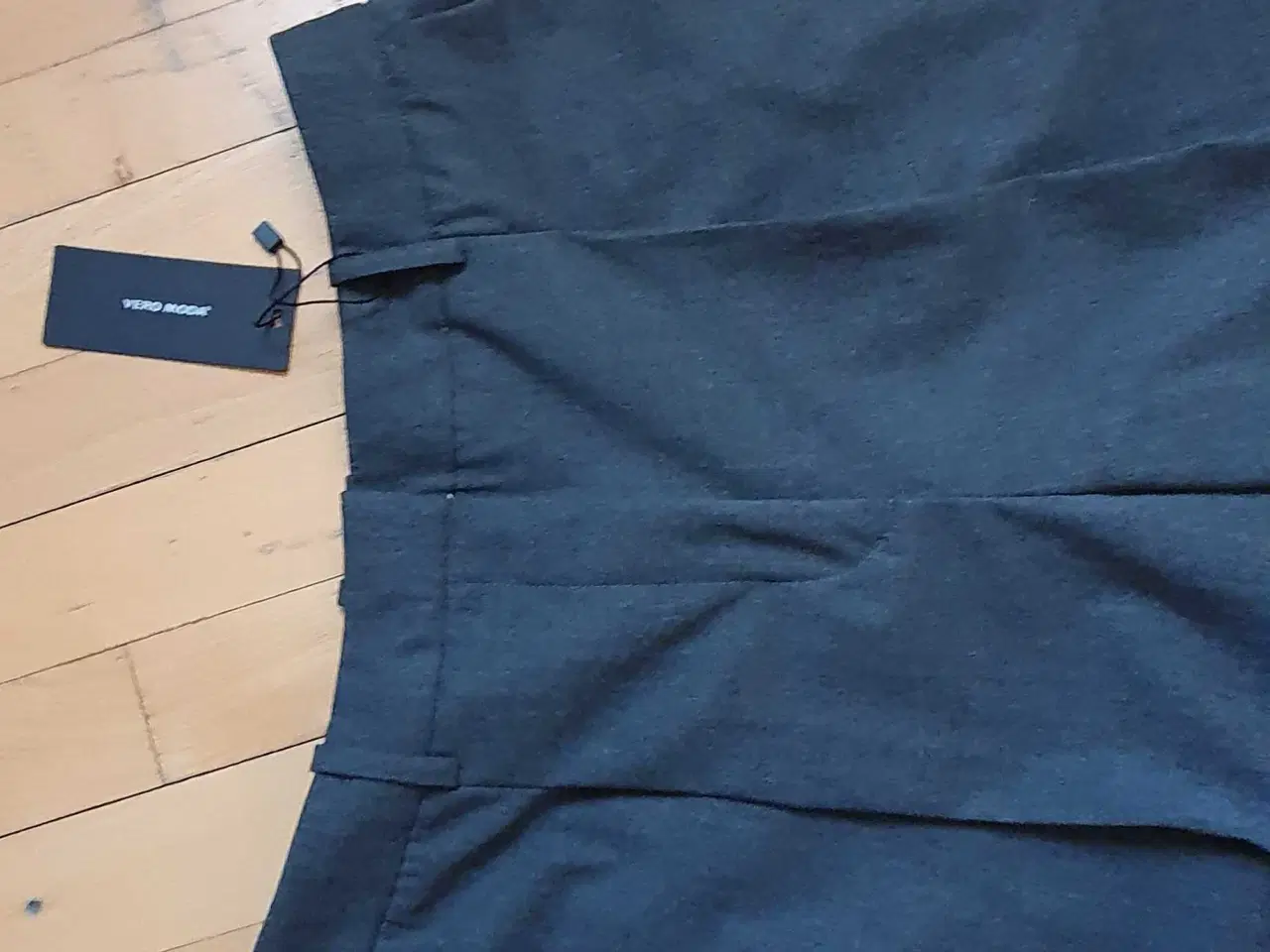 Billede 5 - Vero Moda habitbukser med brede ben 😊