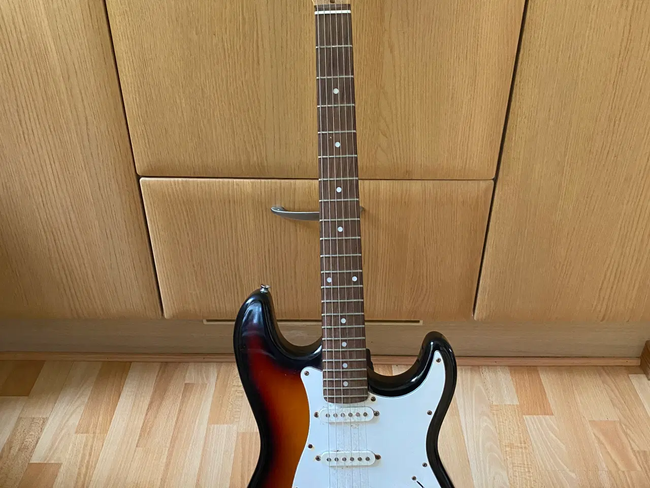 Billede 1 - EL Guitar - Strat model