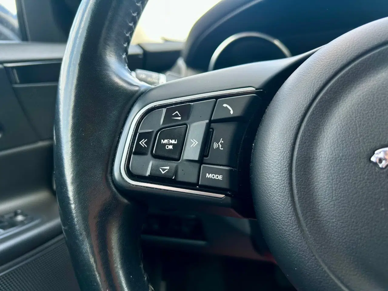 Billede 10 - Jaguar XE 2,0 P200 Prestige aut.