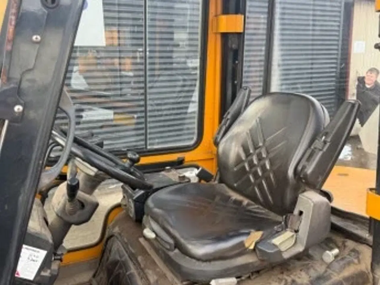 Billede 5 - Dieseltruck med friløft 