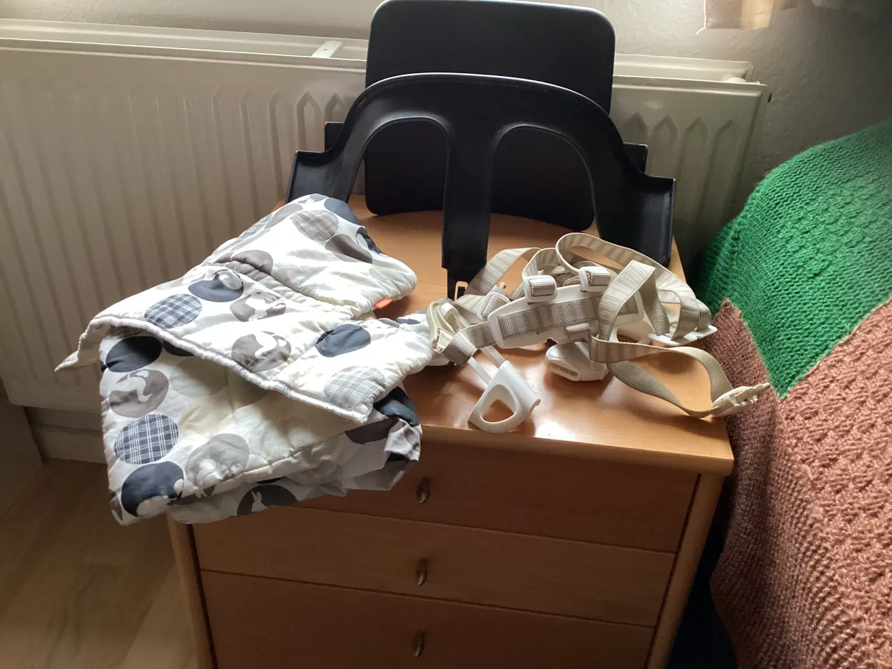 Billede 1 - Sort babysit til trip trapstol