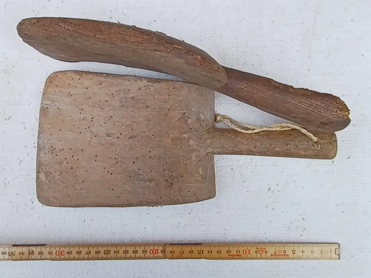 Billede 10 - Antikke småredskaber fra bl.al. tækningsarbejde.