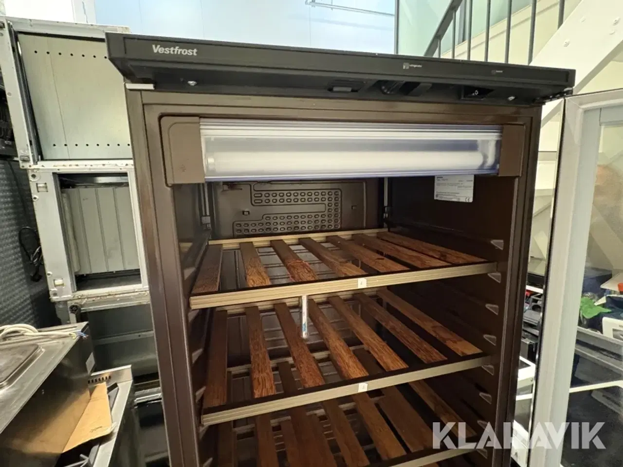 Billede 5 - Vinkøleskab Vestfrost VKG 571