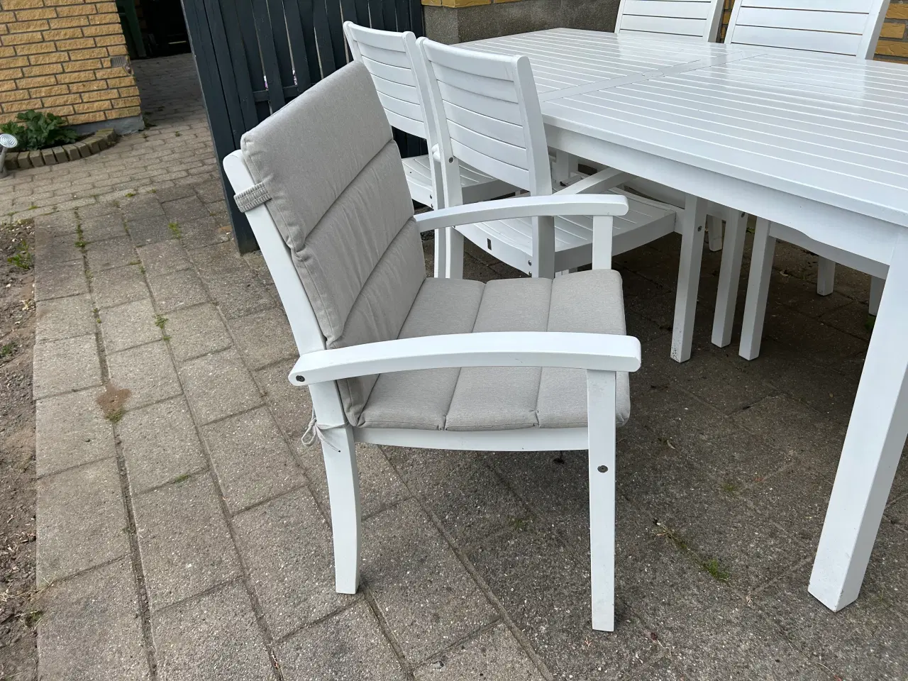 Billede 14 - Have spisebord inkl 6 stole og 6 hynder sælges 