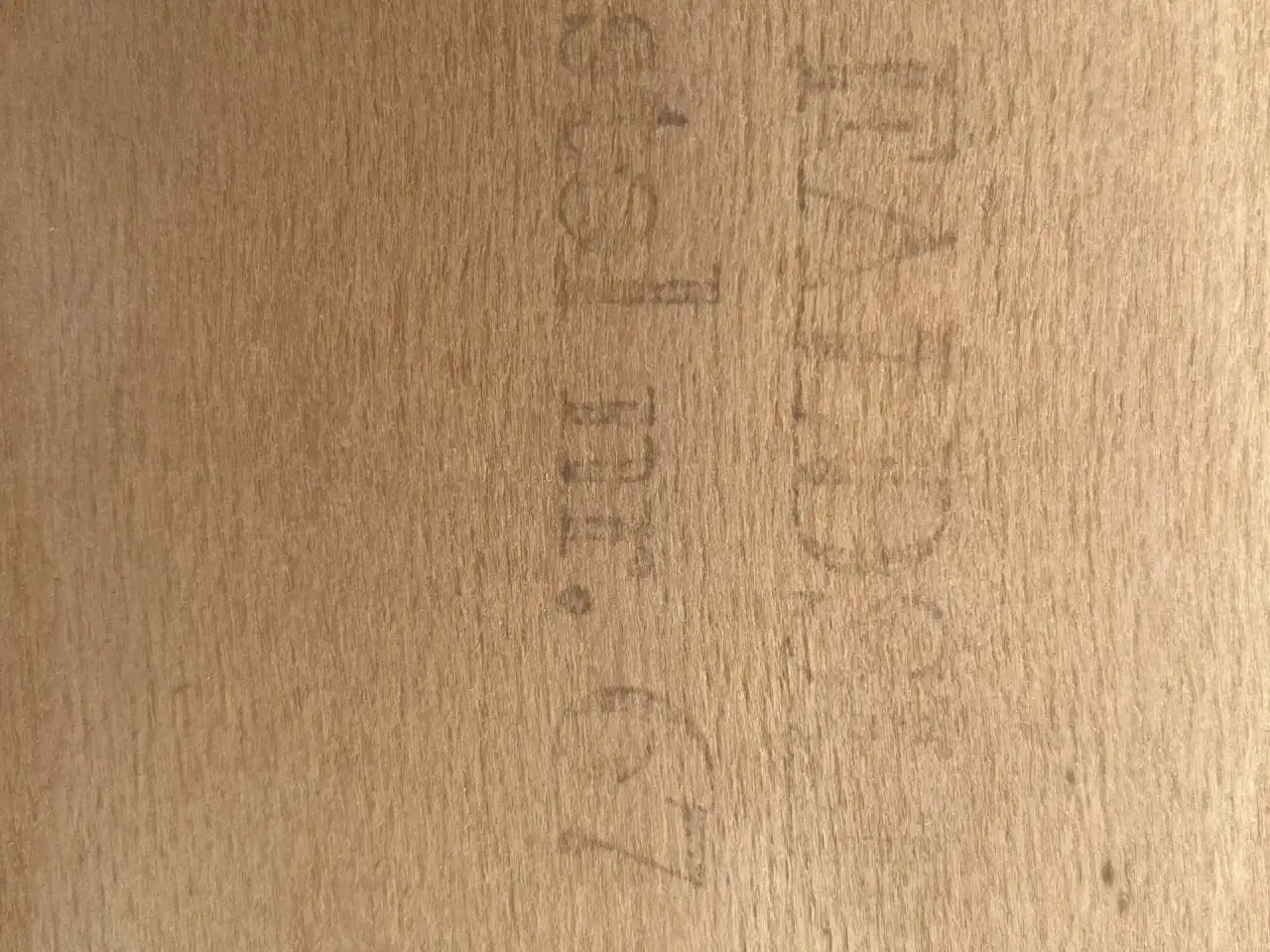 Billede 8 - Teak-træ Bord, Stole, Skænk/Skab