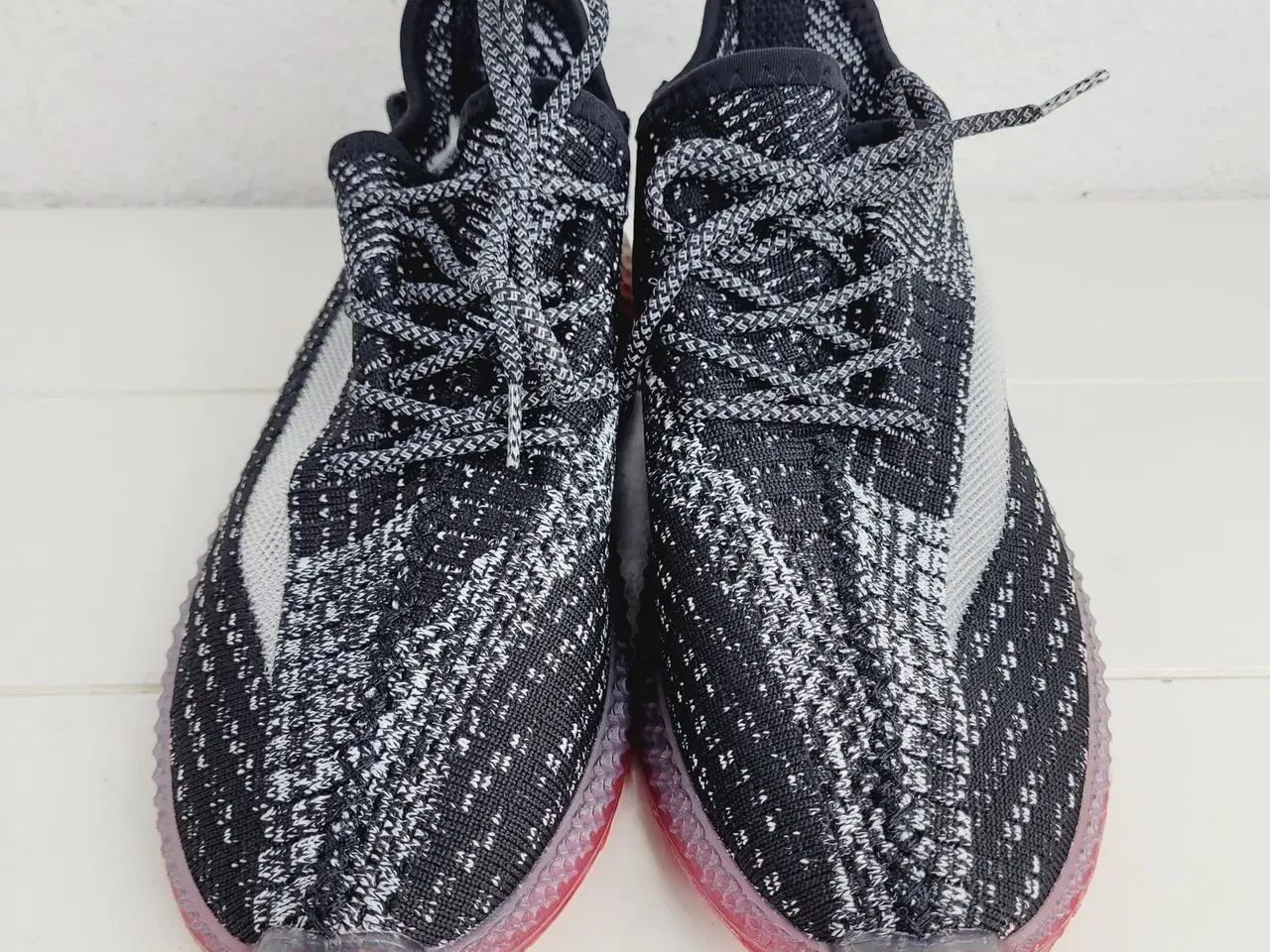 Billede 3 - ⭐️- Stilfulde YANGAO Sneakers - Str. 41