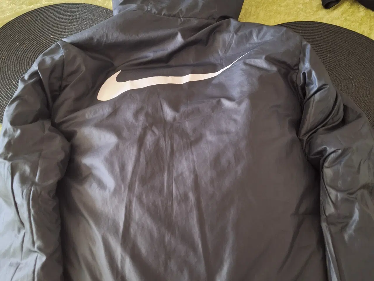 Billede 2 - Nike jakke 