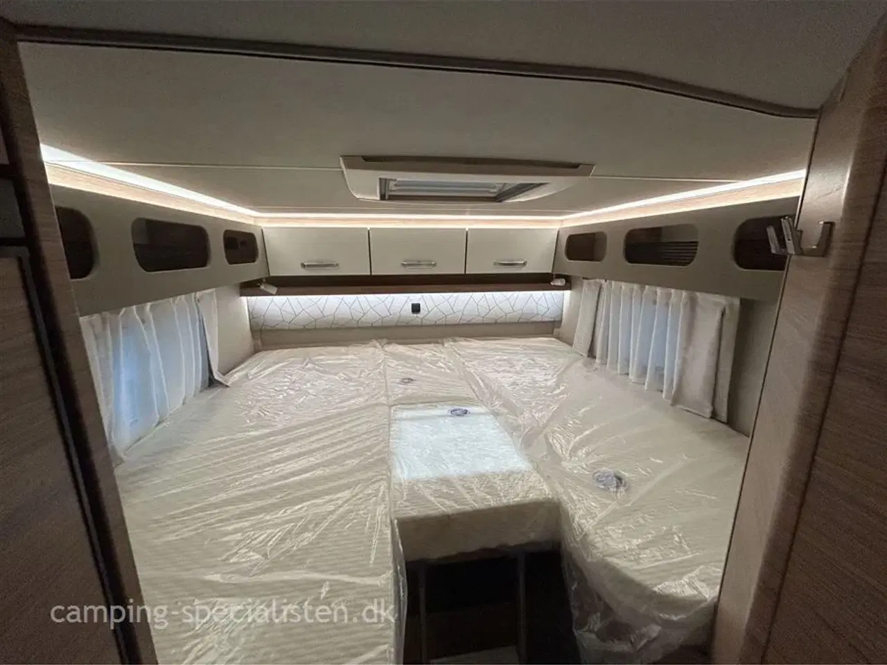 Billede 6 - 2026 - Weinsberg Pepper Edition MEG 640 Suite   Weinsberg CaraCompact 640 MEG Suite Edition Pepper MB 2026 - Kan snart ses hos Camping-Specialisten.dk