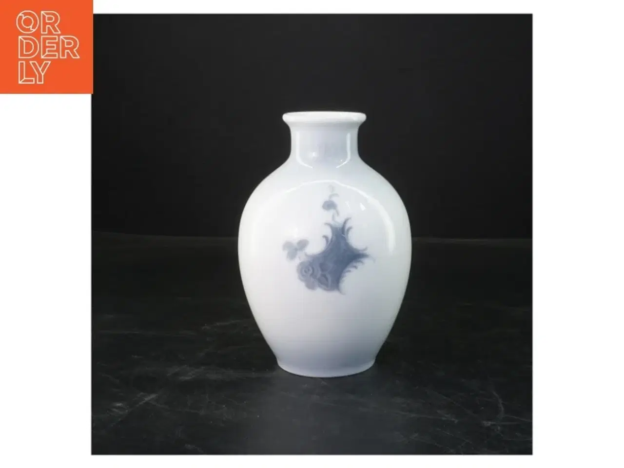 Billede 2 - Porcelæns vase med sejlskibsmotiv fra Royal Copenhagen (str. 17 cm)