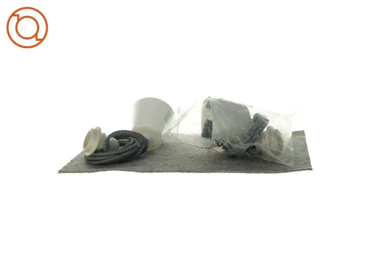 Billede 4 - Lamper 2 stk. (str. 8, 5 X 10cm)