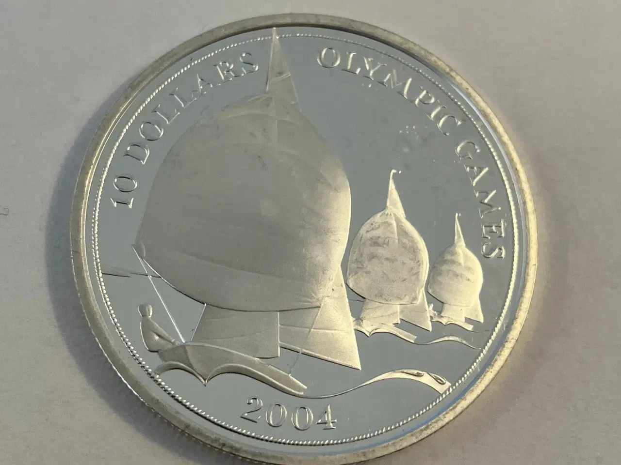 Billede 2 - 10 Dollars Fiji - Elizabeth II Summer Olympics 2003