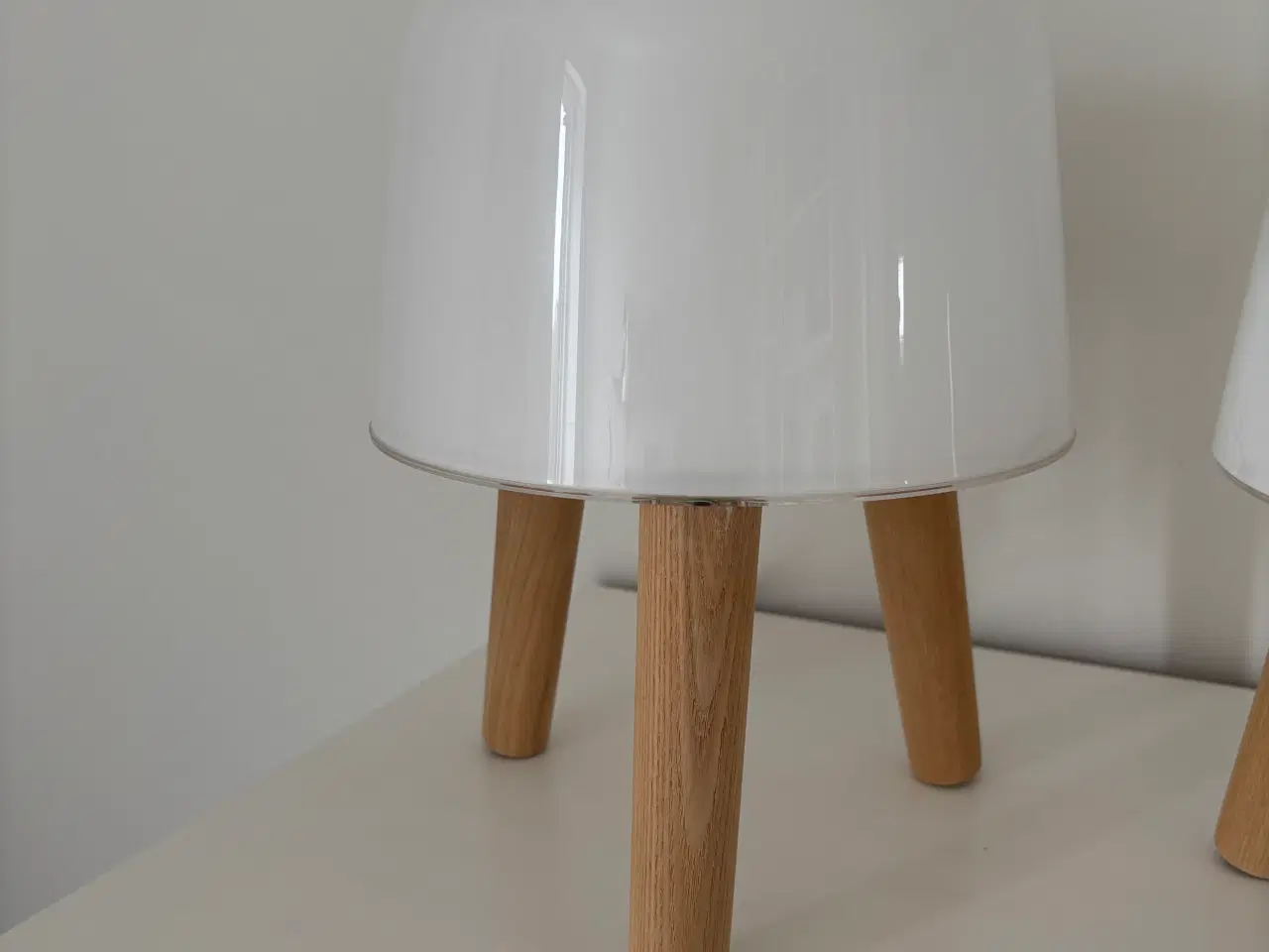 Billede 2 - MILK bordlamper 2. stk