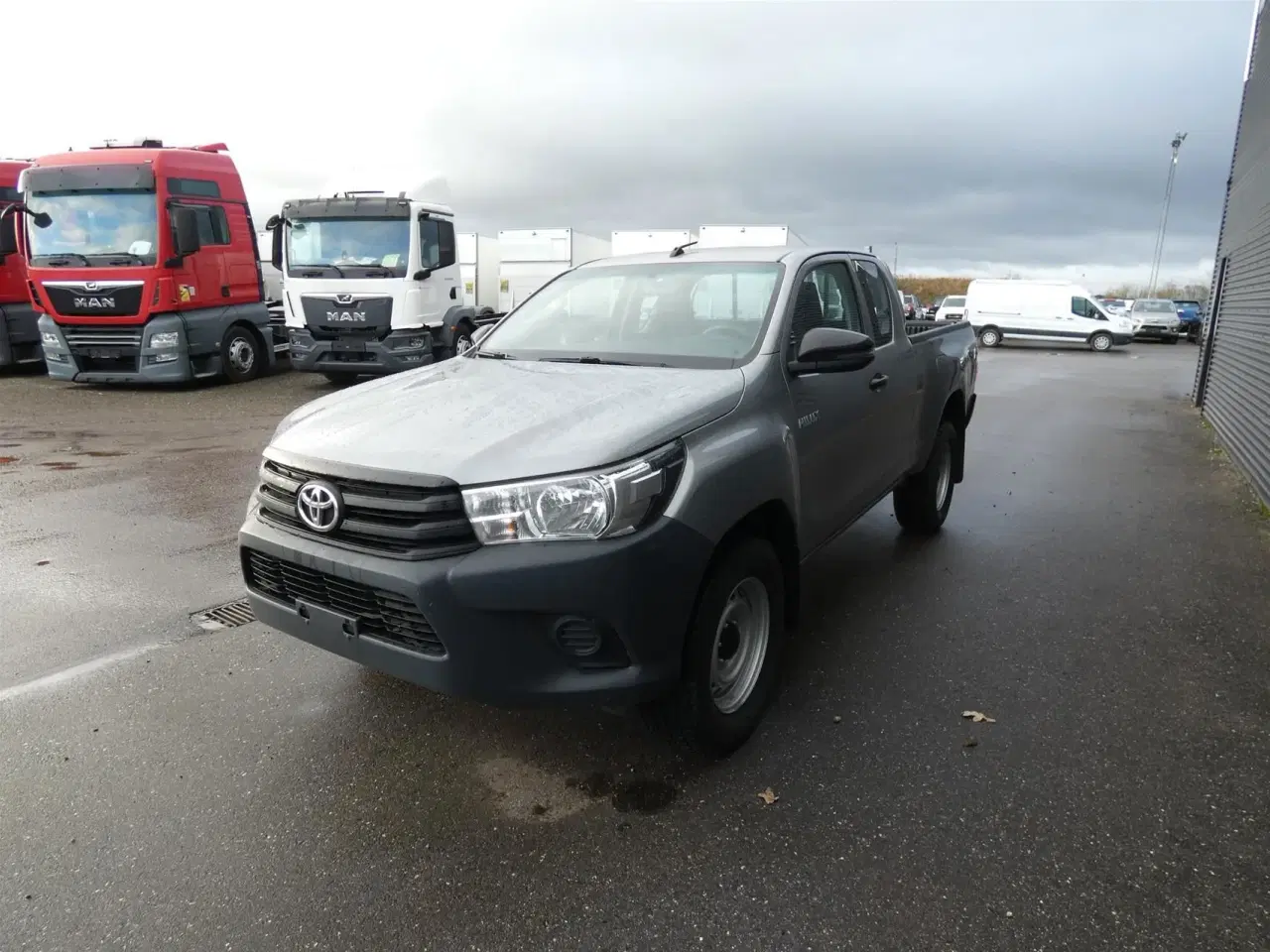 Billede 4 - Toyota HiLux Extra Cab 2,4 D-4D T2 AWD 150HK Pick-Up 6g