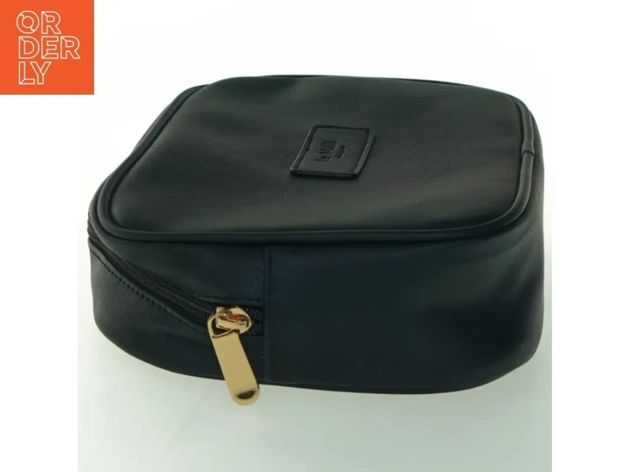 Billede 1 - Sort toilettaske (str. 24x17x6 cm)