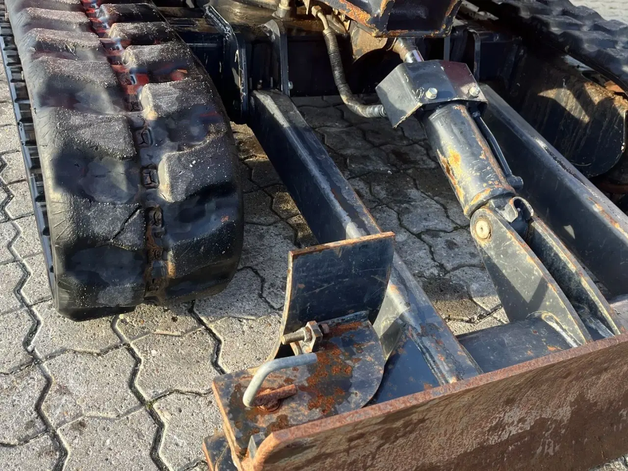Billede 14 - Kubota U17-3 Tiltman Kompakt + 2 skovle