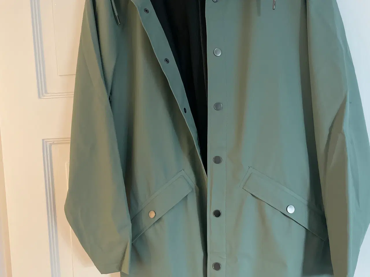 Billede 2 - RAINS3/4 regnjakke