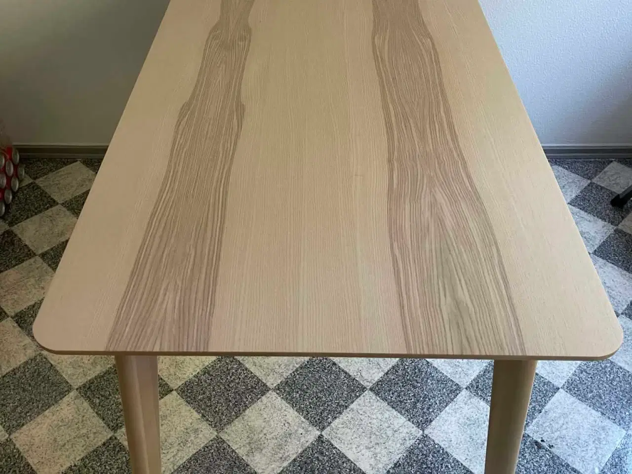 Billede 1 - Flot ikea spisebord - som nyt